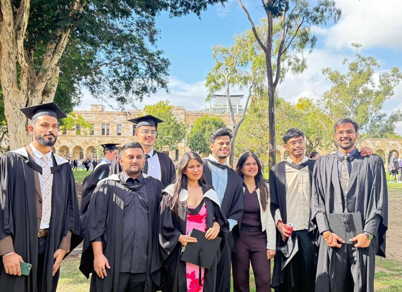 UQ Graduation with friends